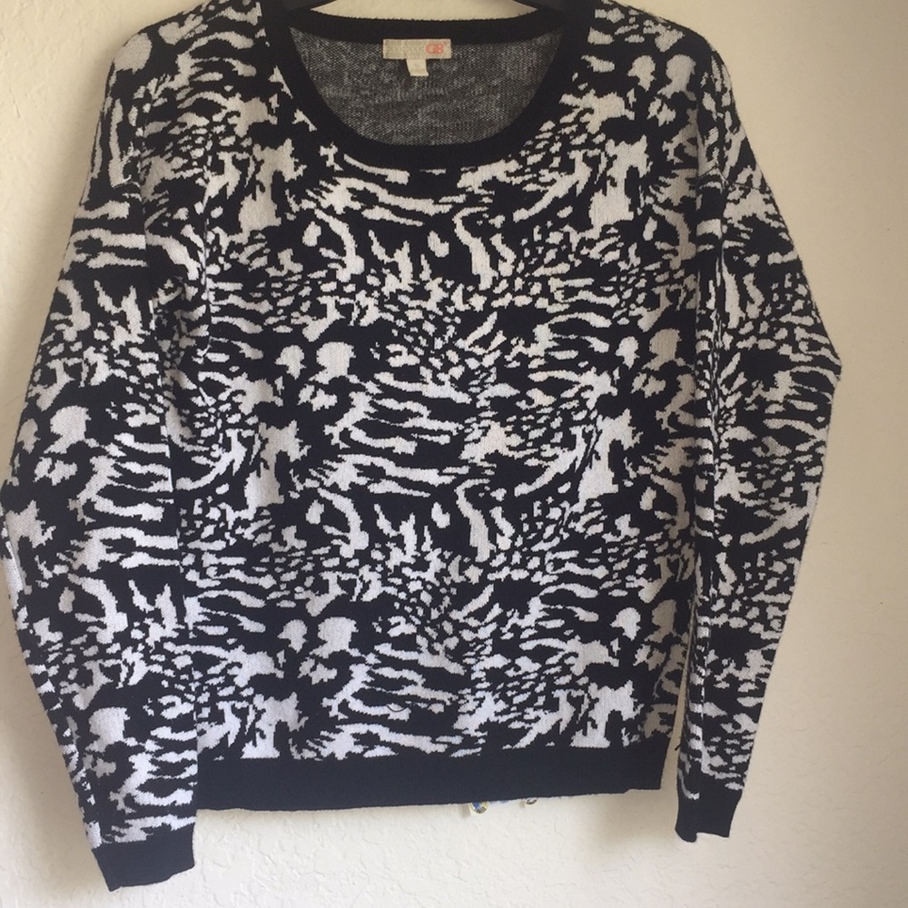 Black and white sweater